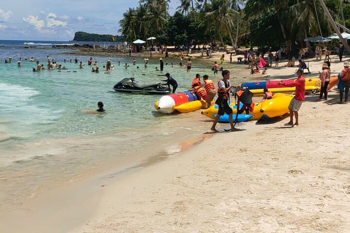 סיור מודרך פרטי ליום שלם באי פו קואק עם איסוף מהמלון