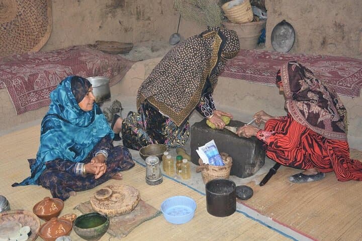 גלה את מערת אל חוטה, מספת אל אברין ובית אל ספא | טיול של 4 שעות