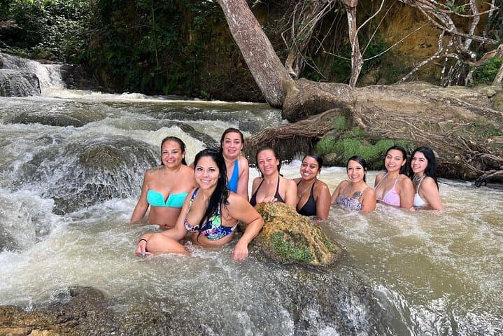 אוצ'ו ריאוס ליום / סיורים פרטיים מותאמים אישית / חופשת חלומות בג'מייקה