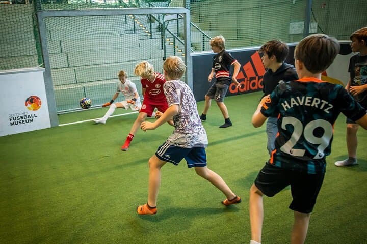 כרטיס כניסה למוזיאון הכדורגל הגרמני בדורטמונד ללא תור.