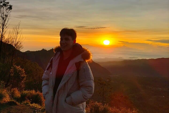 סיור פרטי של יום אחד בשקיעה בהר בורמו