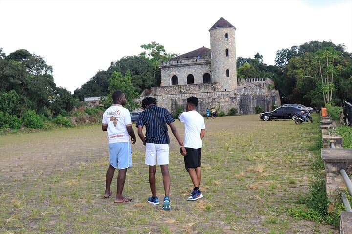 Day Trip to Kpalimé and Mount Agou