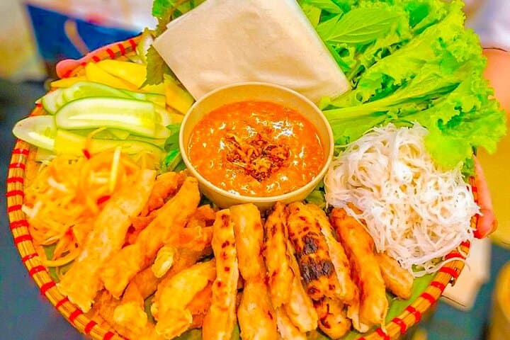 Mui Ne Food Tour | Enjoy the Real Local Taste & Stunning sunset 