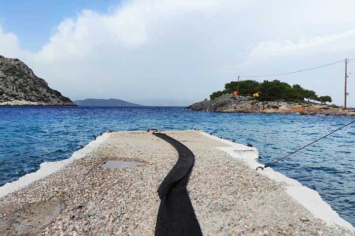 סיור פרטי חצי יום ושחייה באי אגיסטרי