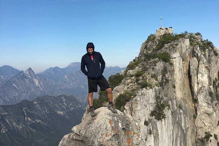 טיול רגלי פרטי לפסגת La M בפארק האקולוגי צ'יפינקי.