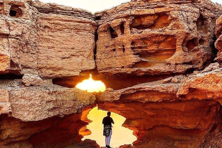 סיור בקצה העולם מריאד, איסוף ברכב שטח 4x4 פרטי