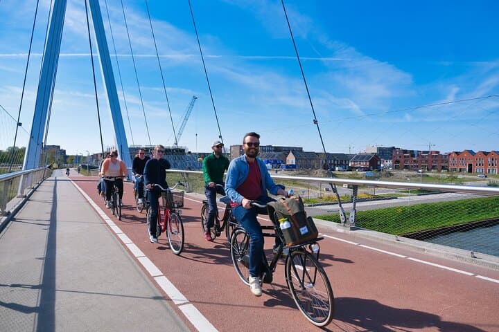 Utrecht Bike & Bite: The Ultimate Local Food Tour with Guide
