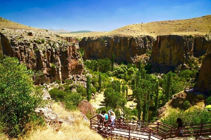 Cappadocia Green Tour with Derinkuyu Nar Lake and Ihlara Valley