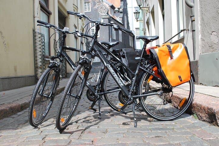 Discover Riga Bike Tour