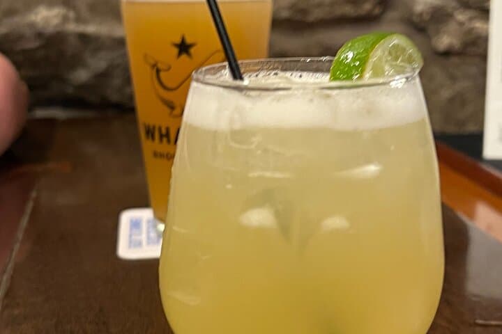 רוחות מיסטיק: מסלול ברים עם קוקטיילים