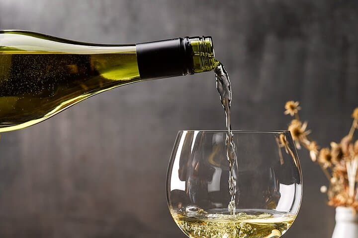 Marlborough Wine Tour - Afternoon of Cuisine & Wine 4hrs