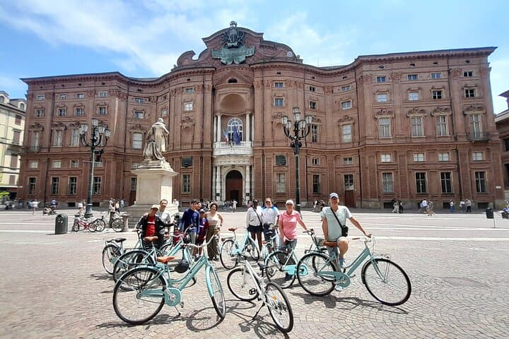 אתרים בולטים ואוצרות חבויים של טיול האופניים בטורינו