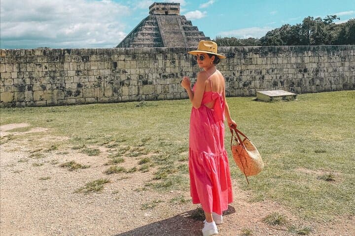 From Merida: Chichen Itza Tour, Izamal, Cenote Ik Kil and Food