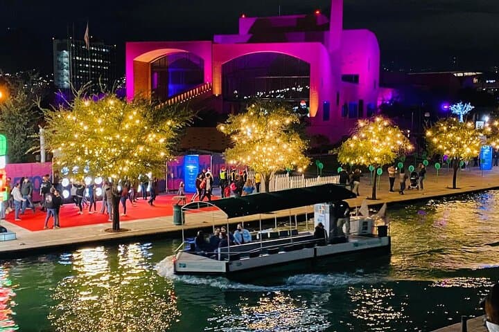 Best tour of Monterrey + Guide + transfer + Paseo Santa Lucia