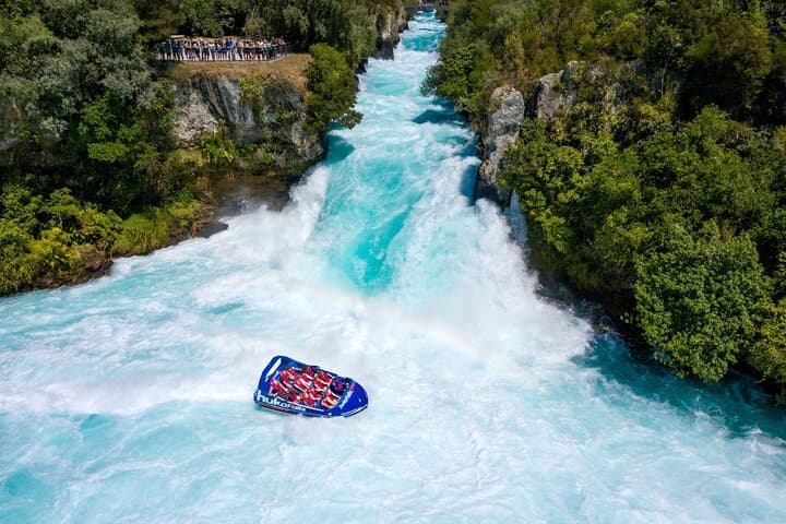 Hukafalls Jet Boat Ride in Taupo