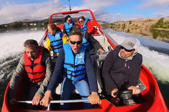 15 Mile Adventure Boat Ride in Wenatchee, Washington