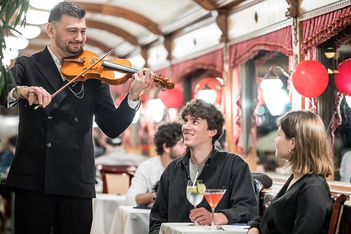 Budapest Evening Cruise with Entertainment and Drink Options
