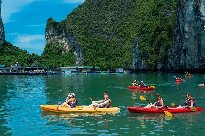 Arcady Premium Halong 5-Star Day Cruise: Buffet, Kayak, Jacuzzi