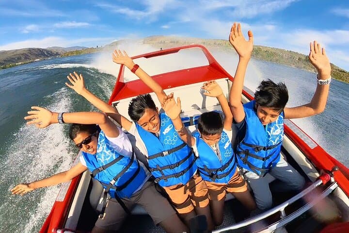 6 Mile Adventure Boat Ride in Wenatchee, Washington