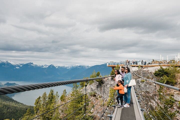 Whistler and Sea to Sky Gondola Tour + Shannon Falls