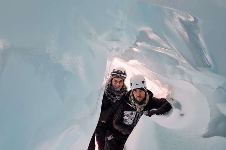 סיור לחצי יום על קרחון ואטנהיוקול בקבוצות קטנות מסקפטפל