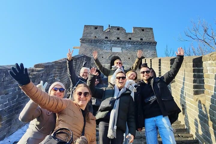 Mubus: Mutianyu Great Wall Bus Tour (8AM&10AM）