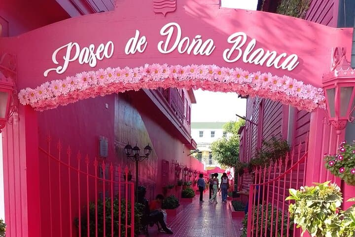 סיור בעיר פוארטו פלאטה ותצפית פנורמית