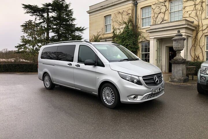 Southampton to Heathrow Airport - Via Various Attraction's