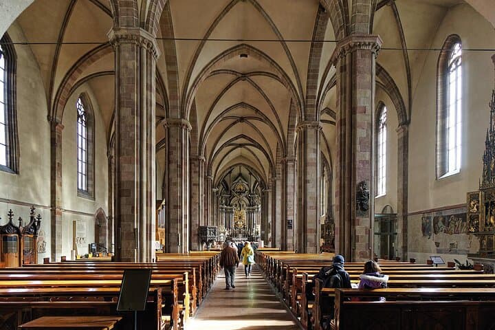 סיור הליכה בבולצאנו עם מדריך שמע וכתוב מאת מקומי