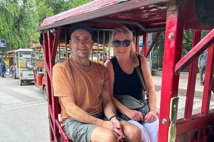 All-Inclusive Taj Mahal & Agra Fort Tour from Delhi by Car