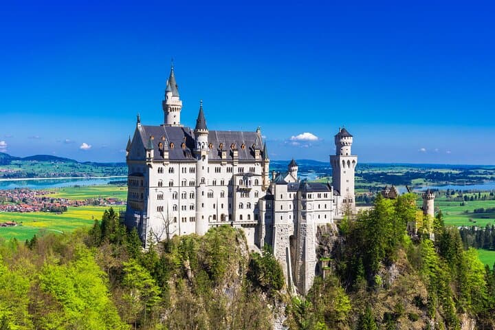 הליכה עצמאית מהוהנשוואנגאו לטירת נושוואנשטין