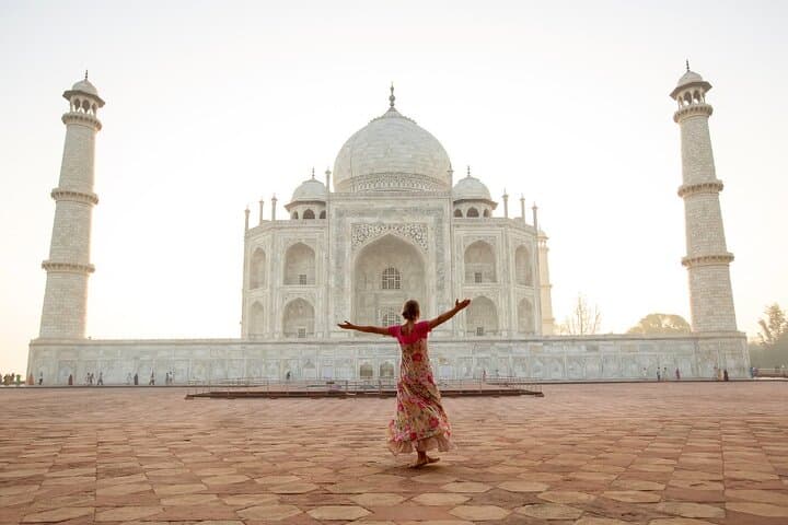 Taj Mahal, Agra Fort, Baby Taj & Mehtab Bagh Private City Tour