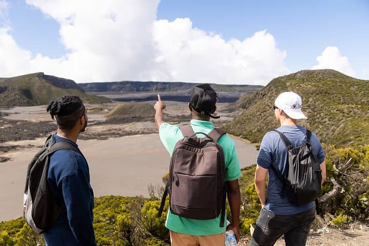 סיור טיול הר געש קרטלה