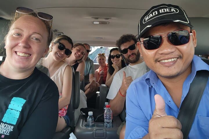 בקרו ב-11 מקומות ביום אחד כולל S21 ושדות ההוצאות להורג