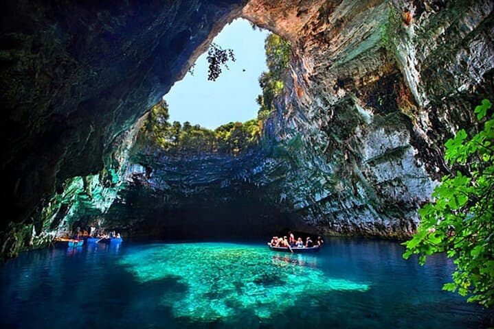 סיור יומי באי Kefalonia