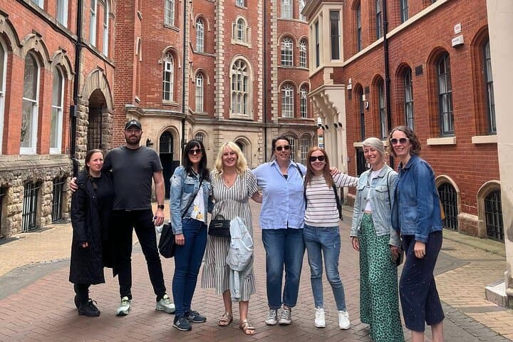 סיור הליכה יומי במרכז העיר נוטינגהם (10:30 בבוקר)