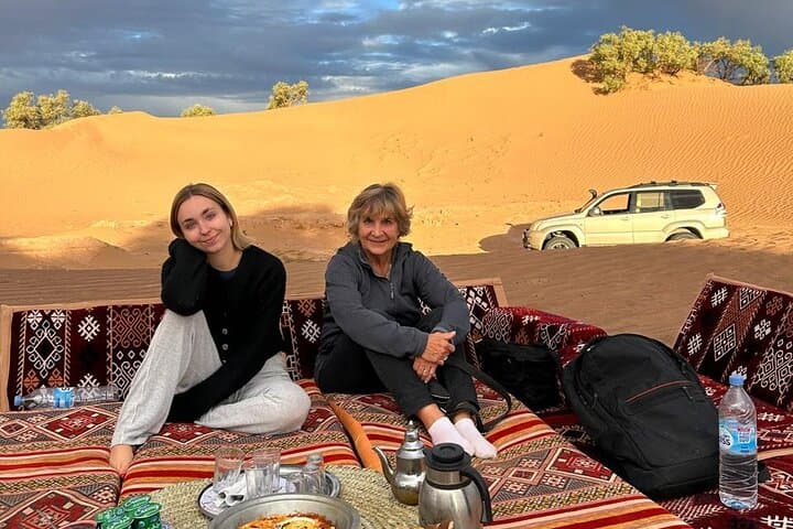 חוו את מדבר הסהרה האמיתי עם מומחה מקומי במשך 2 ימים