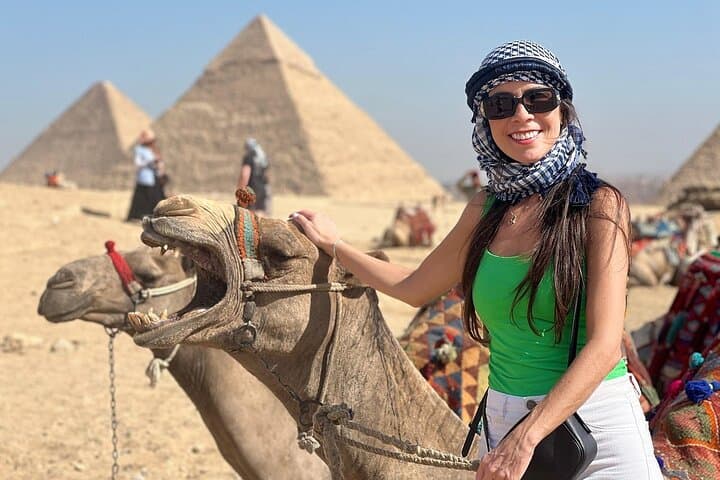 Private Giza Pyramids & Sphinx Tour with Optional Pyramids Entry
