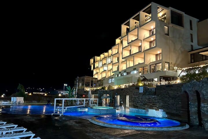 בורובץ: מקורות מינרליים חמים