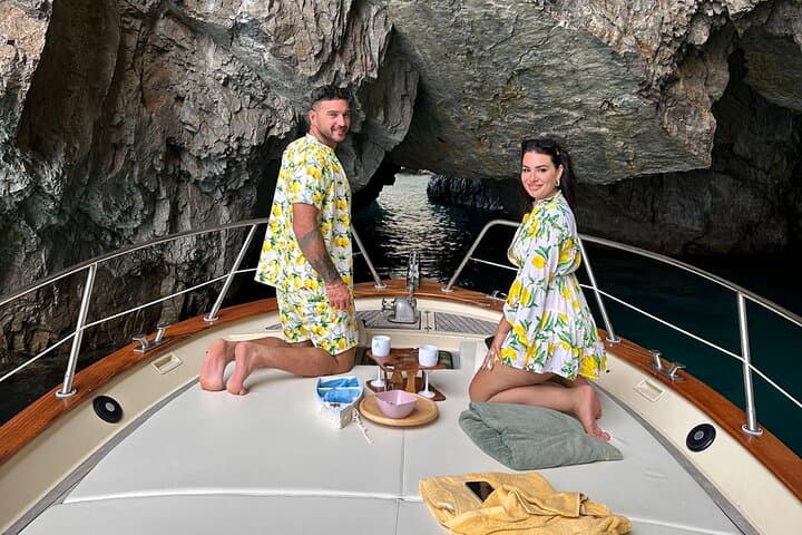 סיור פרטי מלא ביום בקפרי באוניה