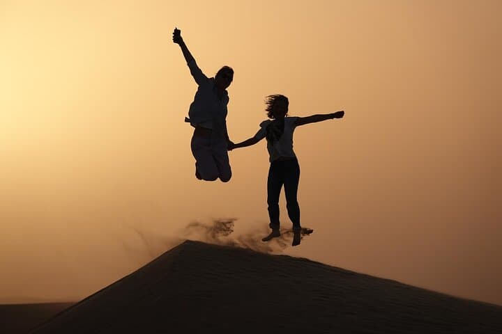 סיור ספארי בשקיעה במדבר סלאלה ברוב אלח'אלי - הרבע הריק
