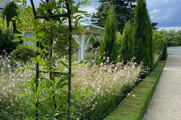 גני אואזיס וקוטג' פרחים באוקספורד, ניו זילנד