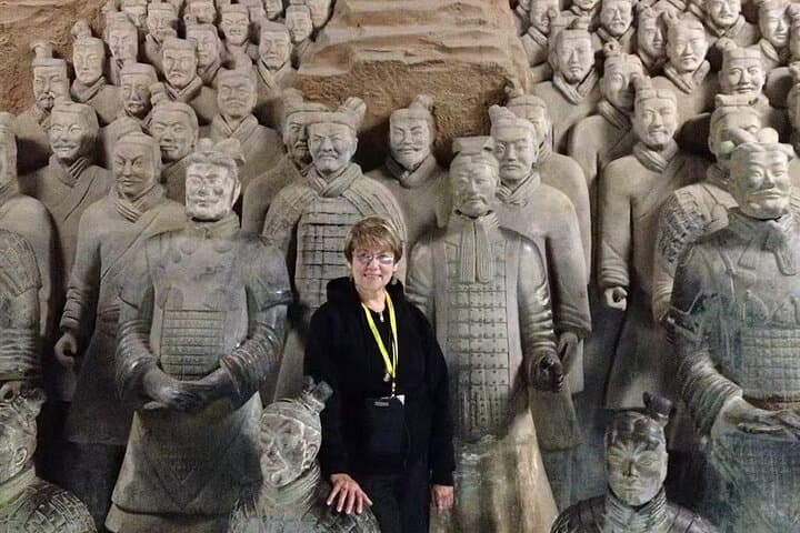 סיור חצי יומי בקבוצה קטנה למוזיאון הלוחמים מהחרס