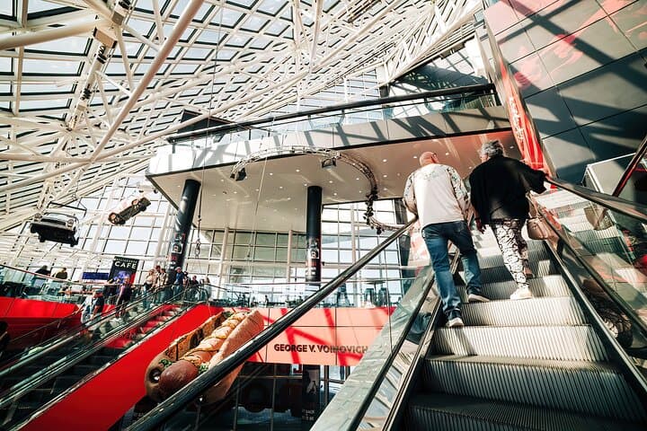  Admission היכל התהילה של רוק אנד רול בקליבלנד