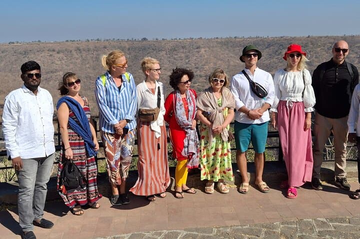 טיול של יומיים במערות אג'נטה ואלורה ובאתרי תיירות