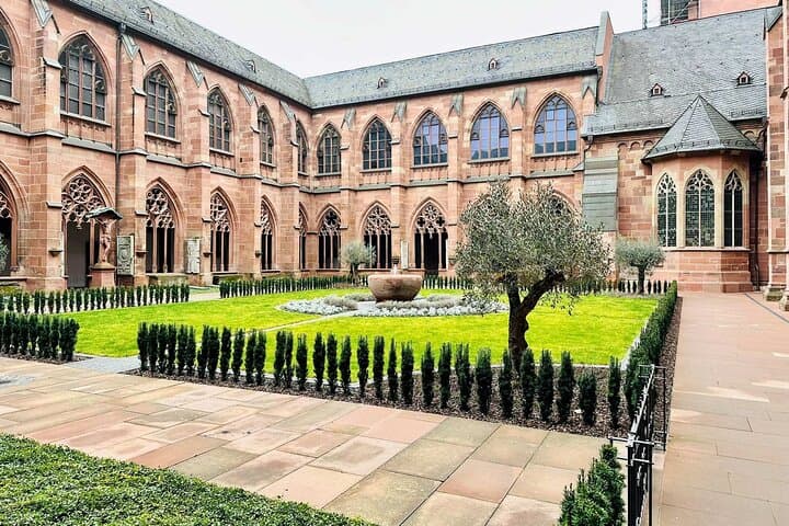 עיר העתיקה של מיינץ: סיור הליכה עצמאי