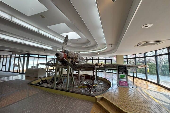 סיור פרטי ברכב בגני השמאי והמרכז לשלום צ'יראן