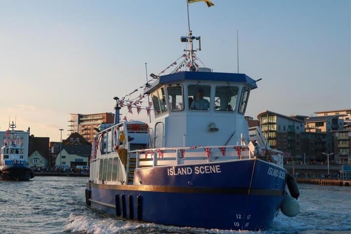 שייט באורות נמל פול