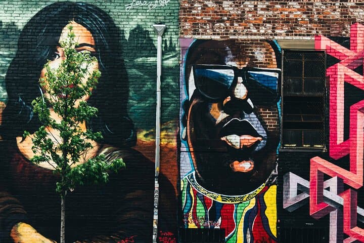 סיור אוטובוס בניו יורק בברוקלין, ברונקס וקווינס: אמנות, אוכל וספורט