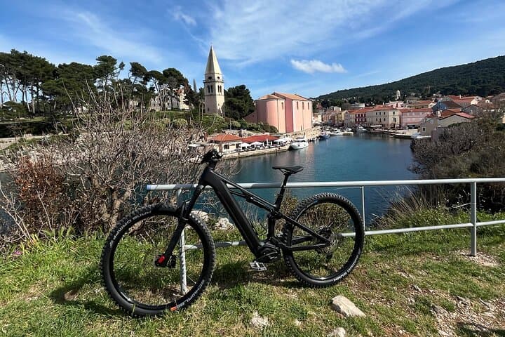 Rent a Bike Lošinj - Explore the island with premium e-Bikes 